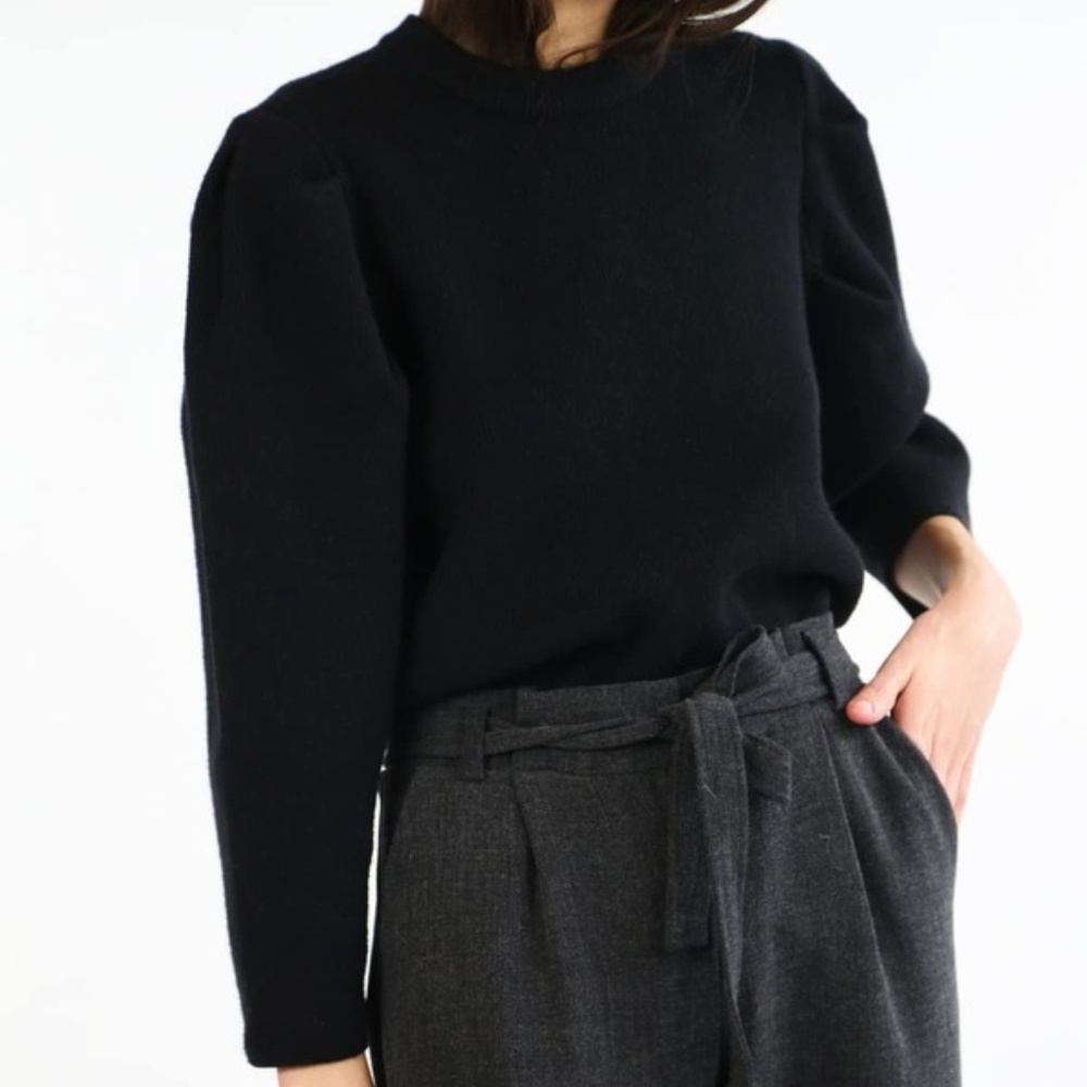 JUST FEMALE PUFFY SLEEVE SWEATER - BLACK